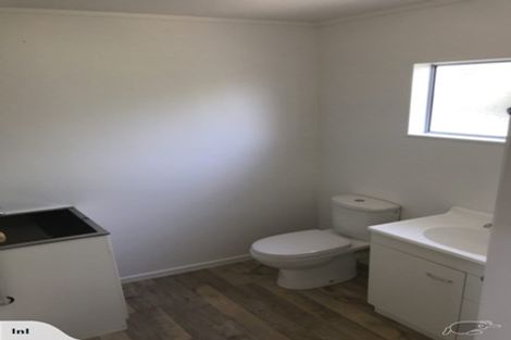 Photo of property in 47 Cheriton Road, Mellons Bay, Auckland, 2014