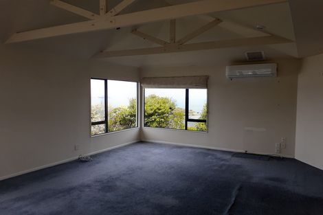 Photo of property in 3 Birkhall Grove, Strathmore Park, Wellington, 6022