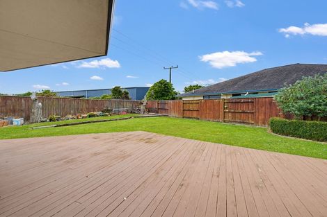 Photo of property in 66 Royal Oak Drive, Kelvin Grove, Palmerston North, 4414