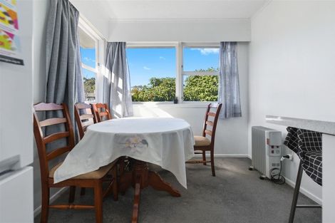 Photo of property in 16 Manapouri Place, Glenview, Hamilton, 3206