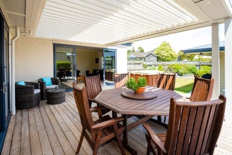 Photo of property in 8 Fulford Road, Havelock North, 4130