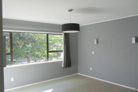 Photo of property in 75 Oaktree Avenue, Browns Bay, Auckland, 0630