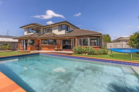 Photo of property in 35a Clevedon Road, Papakura, 2110