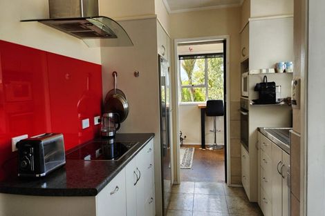 Photo of property in 22 Beaconsfield Road, Midhirst, Stratford, 4394