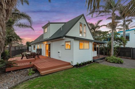 Photo of property in 338 Papamoa Beach Road, Papamoa Beach, Papamoa, 3118