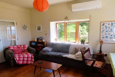 Photo of property in 6 Thorby Street, Northland, Wellington, 6012