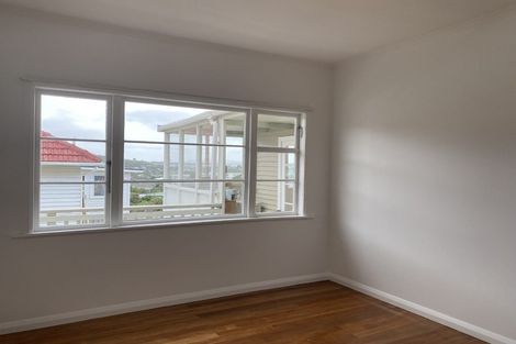 Photo of property in 4 Carleton Terrace, Tawa, Wellington, 5028