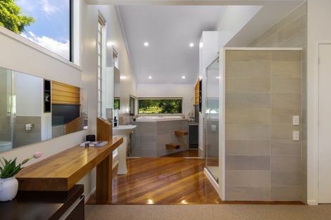 Photo of property in 1 Mcdonnell Road, Arrowtown, 9302