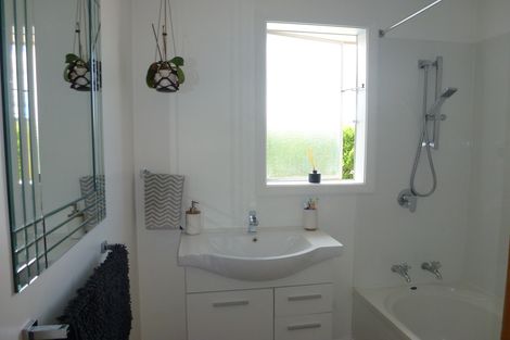 Photo of property in 5 Royal Terrace, Alexandra, 9320