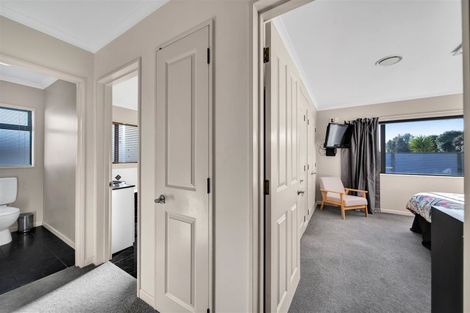 Photo of property in 30c Egmont Street, Hawera, 4610