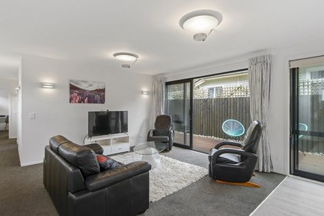 Photo of property in 9 Bartlett Street, Riccarton, Christchurch, 8011