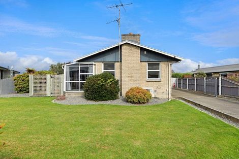 Photo of property in 137 Mcmurdo Street, Tinwald, Ashburton, 7700