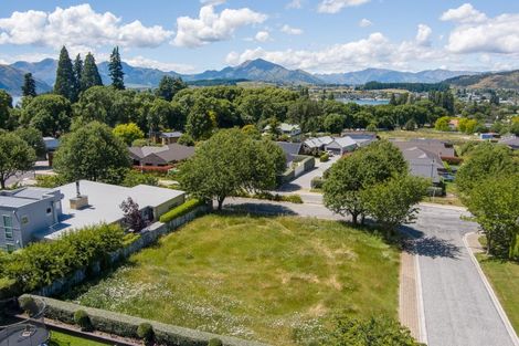 Photo of property in 14 Old Station Avenue, Wanaka, 9305