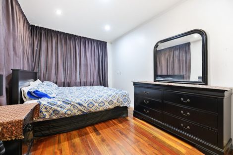 Photo of property in 44 Kohekohe Street, New Lynn, Auckland, 0600