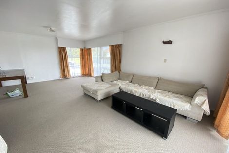 Photo of property in 1 Glenmore Road, Pakuranga Heights, Auckland, 2010