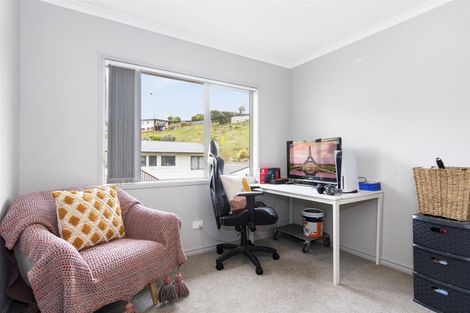 Photo of property in 15 Waikite Way, Welcome Bay, Tauranga, 3175