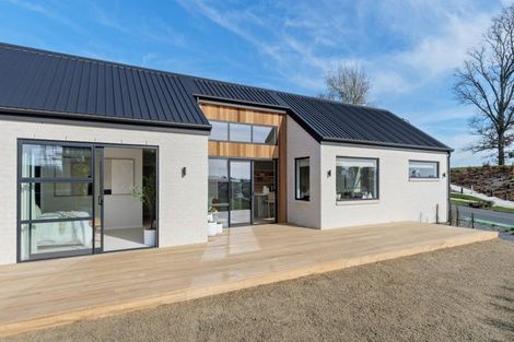 Photo of property in 1 Rereahu Street, Raglan, 3225