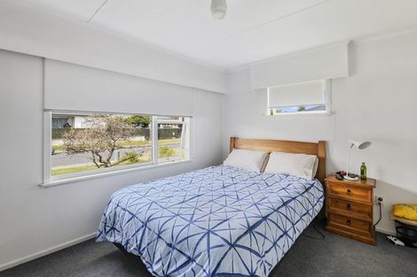 Photo of property in 13 Awatea Avenue, Paraparaumu, 5032