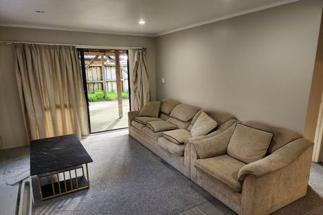 Photo of property in 774 East Coast Road, Oteha, Auckland, 0630