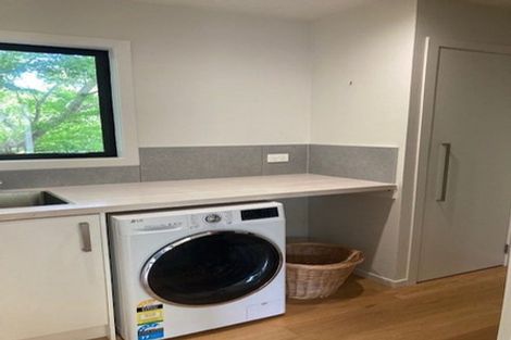 Photo of property in 9 Maori Hut Road, Red Beach, 0932