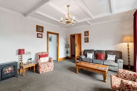 Photo of property in 56 Queenwood Road, Levin, 5510