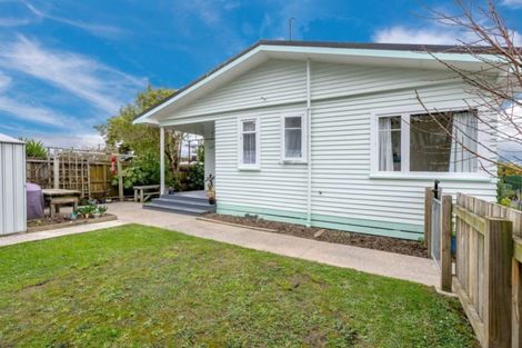 Photo of property in 38 Kirk Street, Otaki, 5512