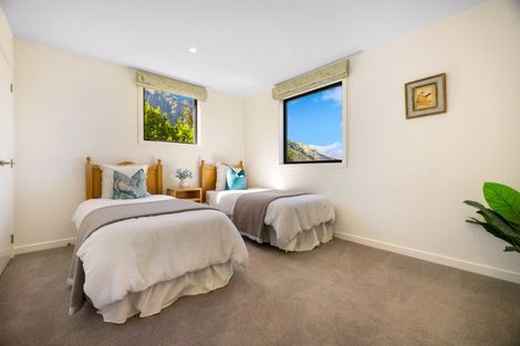 Photo of property in 47 Jacks Point Rise, Jacks Point, Queenstown, 9371