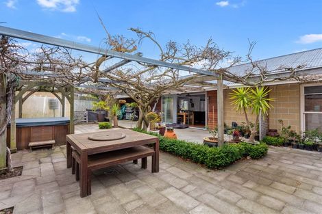 Photo of property in 119 Waimairi Road, Ilam, Christchurch, 8041