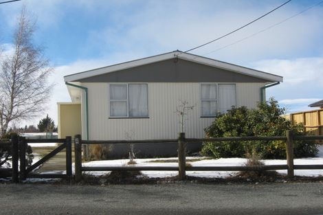 Photo of property in 4 Glencairn Road, Twizel, 7901