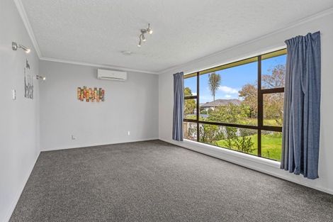Photo of property in 40 Kathleen Crescent, Hornby, Christchurch, 8042