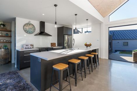 Photo of property in 8 Brett Lane, Jacks Point, Queenstown, 9371