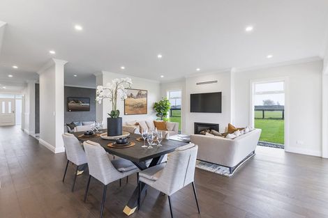 Photo of property in 4 Sunline Drive, Leamington, Cambridge, 3432