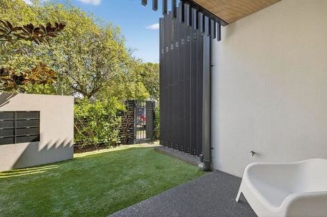 Photo of property in 2/34 Cranmer Square, Christchurch Central, Christchurch, 8013