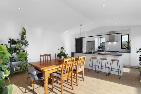 Photo of property in 43 Howden Drive, Jacks Point, 9371