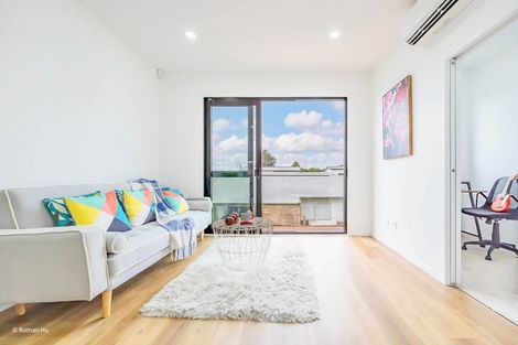 Photo of property in 1b Edwards Avenue, Henderson, Auckland, 0610