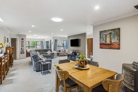 Photo of property in 37 Ashleigh Way, Waikanae Beach, Waikanae, 5036