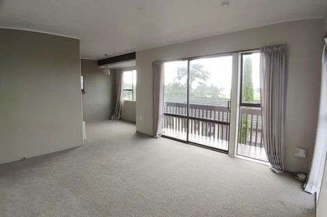 Photo of property in 1/107 John Downs Drive, Browns Bay, Auckland, 0630