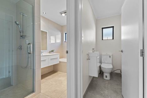 Photo of property in 29 Tarapiroe Avenue, Takanini, 2112