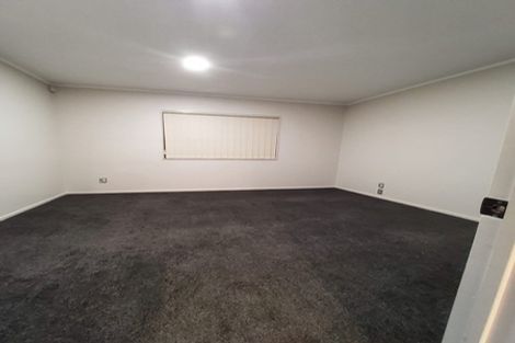 Photo of property in 68 Goodwood Drive, Goodwood Heights, Auckland, 2105