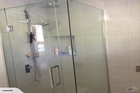 Photo of property in 54 Sunnyvale Road, Massey, Auckland, 0614