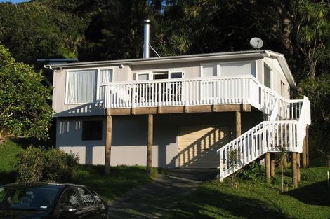 Photo of property in 25 Foster Avenue, Huia, Auckland, 0604