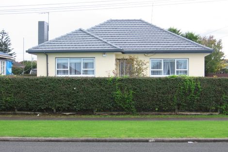 Photo of property in 18 Freyberg Avenue, Papatoetoe, Auckland, 2104
