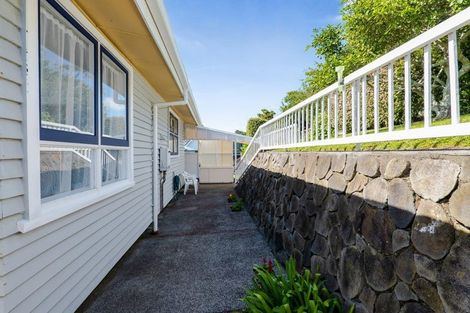 Photo of property in 8 Kitchener Terrace, Moturoa, New Plymouth, 4310