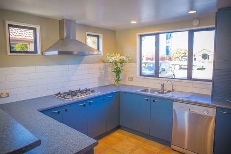 Photo of property in 93a Broadhaven Avenue, Parklands, Christchurch, 8083