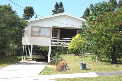 Photo of property in 95 Verran Road, Birkenhead, Auckland, 0626