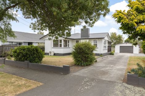 Photo of property in 47 Emlyn Place, Avondale, Christchurch, 8061