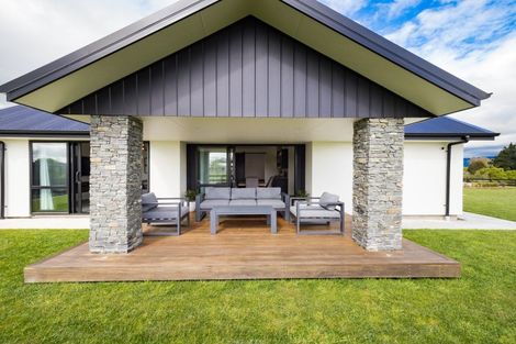 Photo of property in 65 Hartwell Drive, Kelvin Grove, Palmerston North, 4470