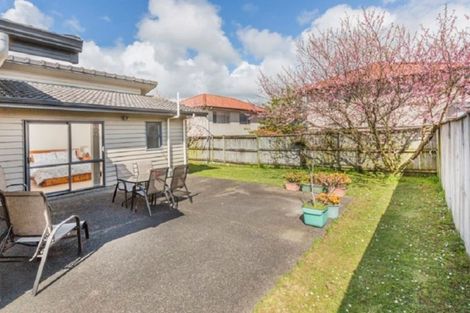 Photo of property in 10 Speyside Crescent, Flat Bush, Auckland, 2016