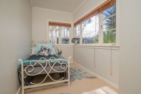 Photo of property in 29 Horotutu Road, Greenlane, Auckland, 1061