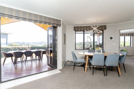 Photo of property in 10 Mahana Place, Raglan, 3225